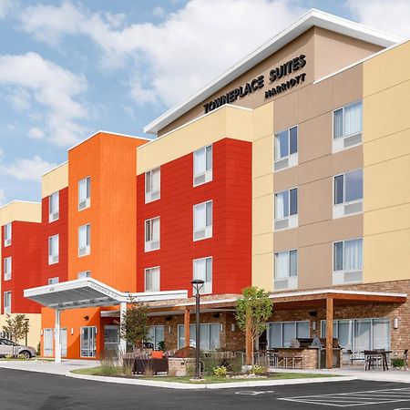 Towneplace Suites Cincinnati Fairfield Eksteriør billede