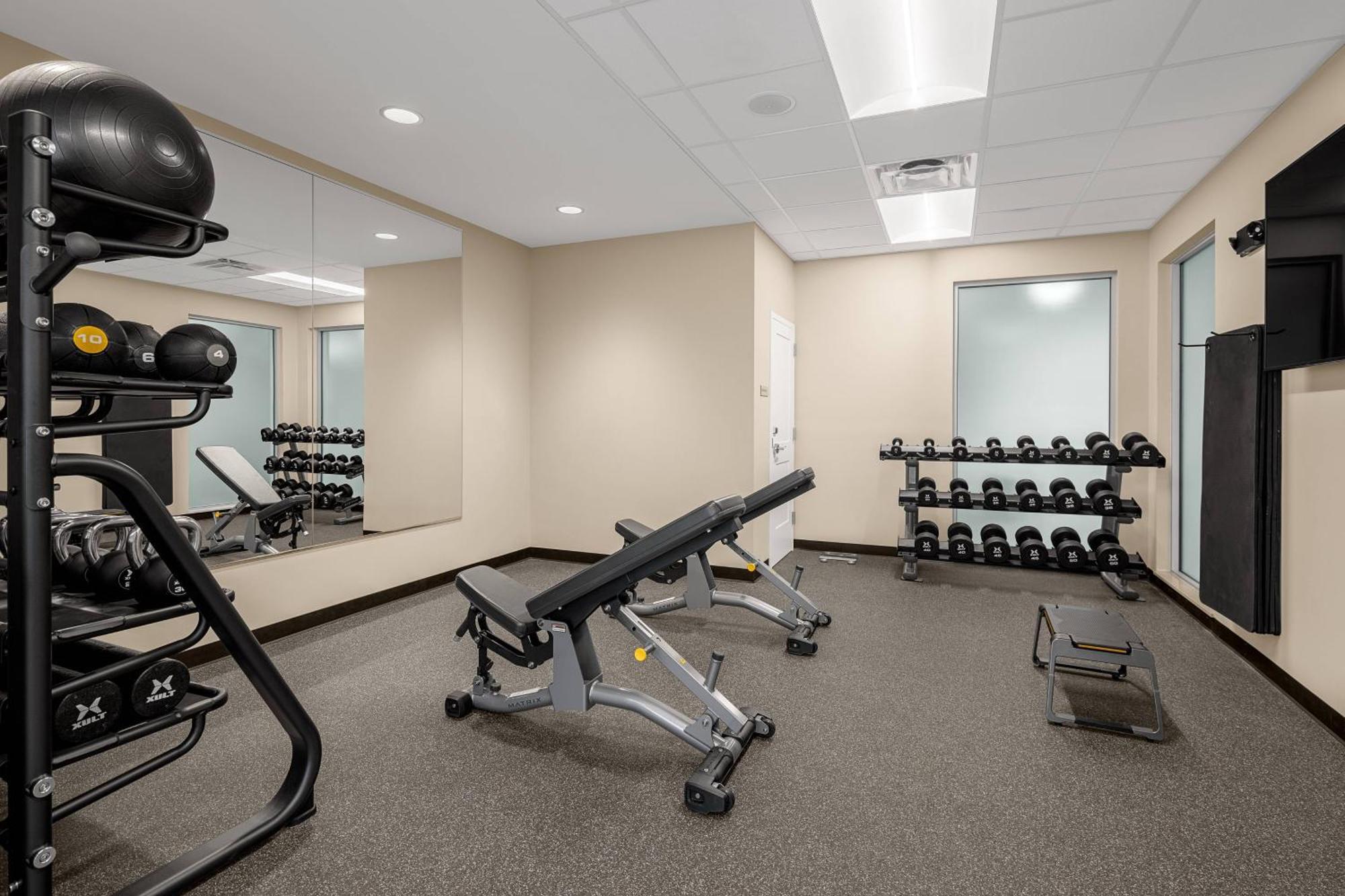 Towneplace Suites Cincinnati Fairfield Eksteriør billede
