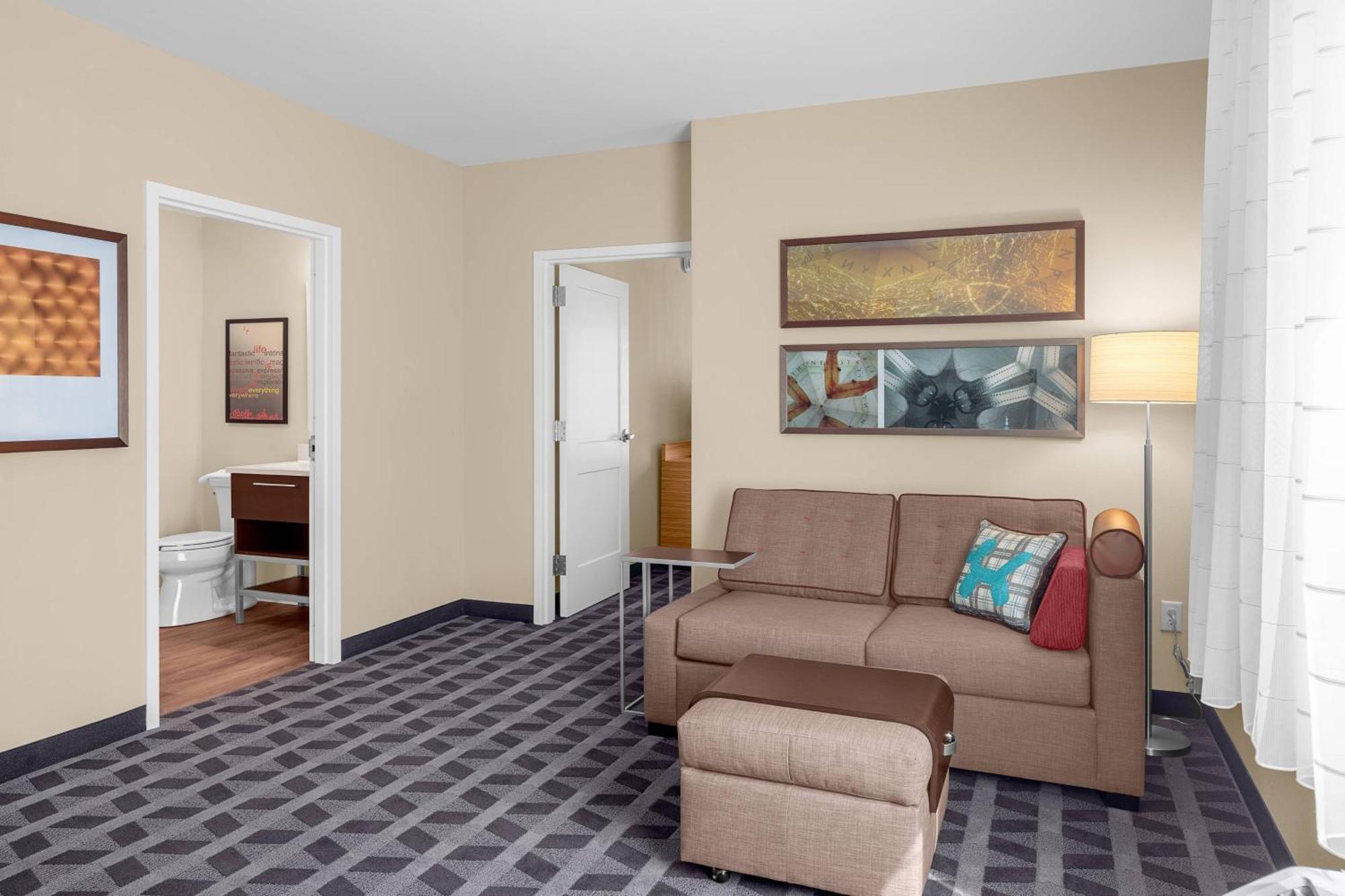 Towneplace Suites Cincinnati Fairfield Eksteriør billede