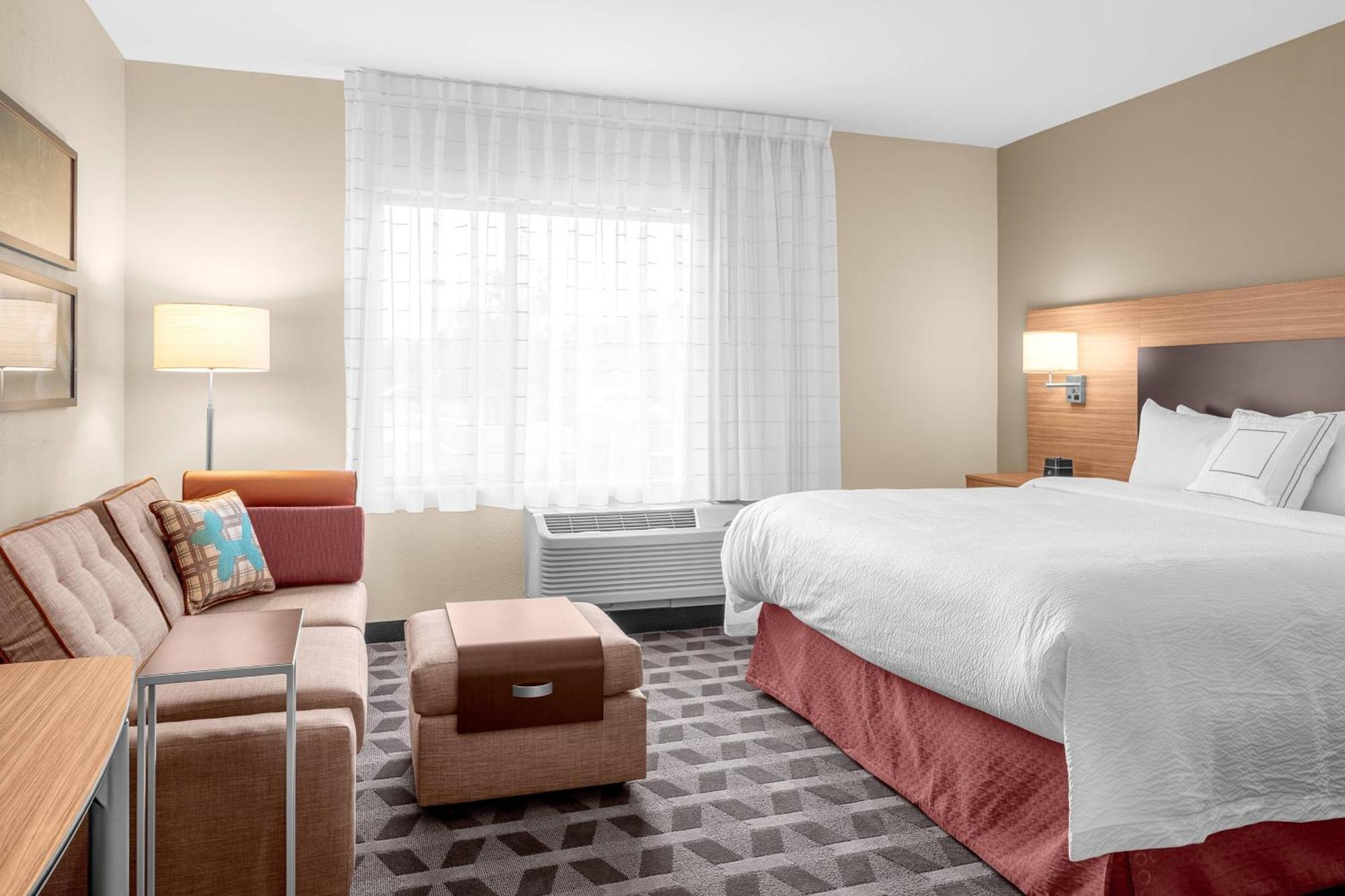 Towneplace Suites Cincinnati Fairfield Eksteriør billede