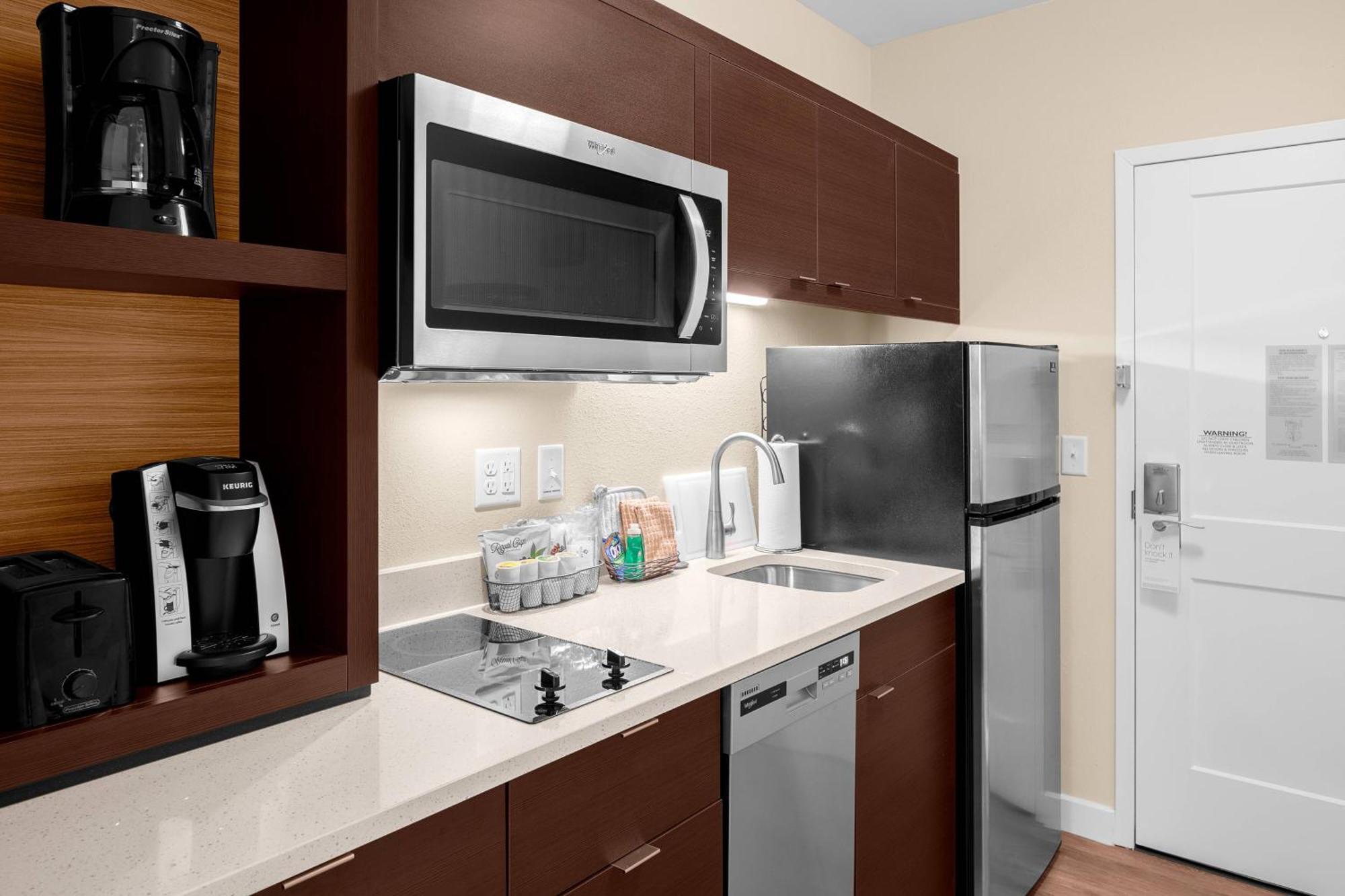 Towneplace Suites Cincinnati Fairfield Eksteriør billede